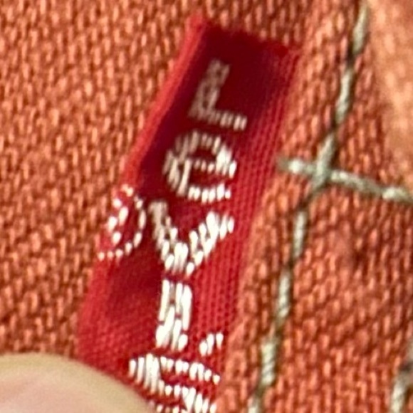 Levi Men’s Casual Button Down Shirt Size Large - Picture 6 of 7